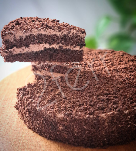 کیک شکلاتی با کرم فندقی